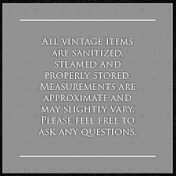 🚫SOLD🚫Crystal Crop Top - Picture 7 of 8